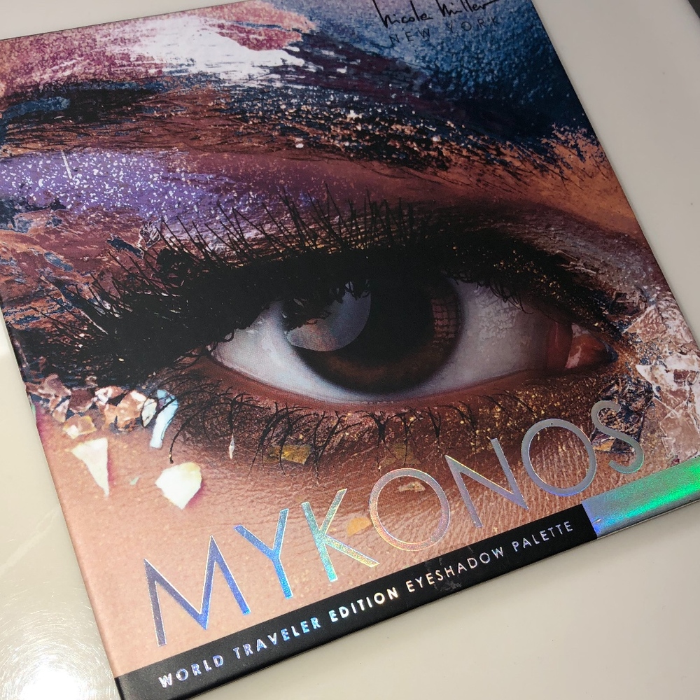 Mykonos World Traveler Edition Palette.